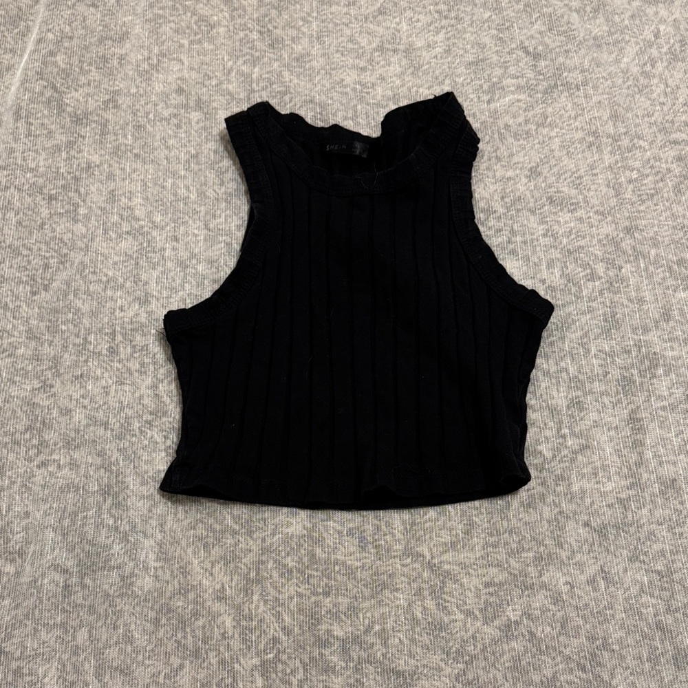 SHEIN Black Ribbed Crop Top